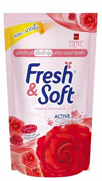 Смягчитель Lion ESSENCE Fresh & Soft для вещей Sparkling Kiss запаска 500мл