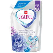 Гель-концентрат для прання тканини LION ESSENCE Elegant Blue запаска 600мл